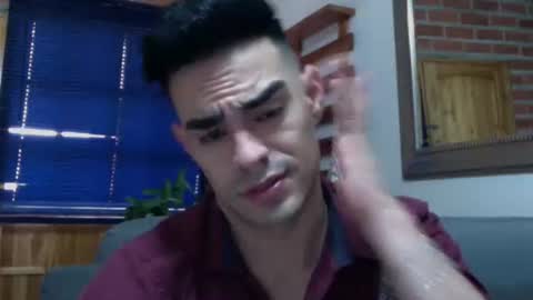 Snapshot of liiam_collins chatting on 11.30.25 liiam online show from 11.30.25