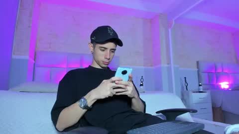 Snapshot of liiamhudson_ chatting on 03.03.25 L I I A M online show from 03.03.25