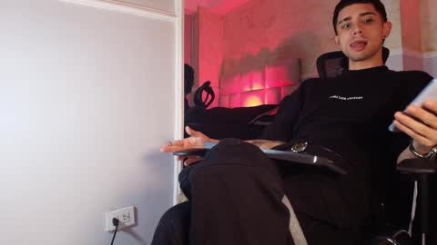 Snapshot of liiamhudson_ chatting on 03.11.25 L I I A M online show from 03.11.25