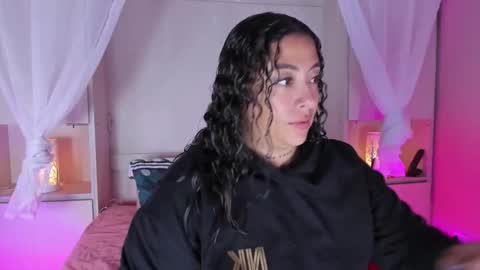         online show from 11.11.25