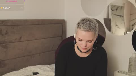 likaaberry online show from 09.28.25