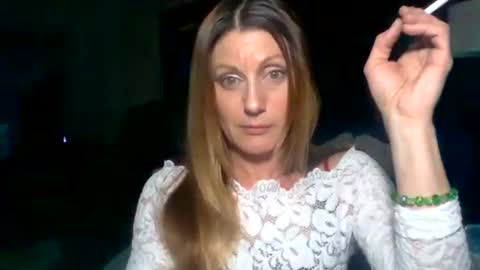 Snapshot of likerightnow chatting on 12.21.25 likerightnow online show from 12.21.25