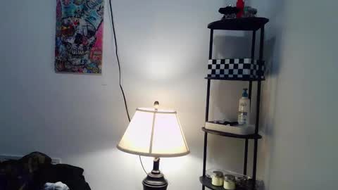 Snapshot of lil_bit_midnightmuse chatting on 11.05.25 lil_bit_midnightmuse online show from 11.05.25