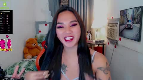 Snapshot of lil_fantacy chatting on 02.21.25 LILY online show from 02.21.25