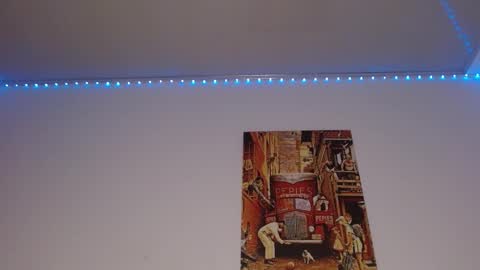 Snapshot of lil_lisaa chatting on 12.14.24 Lisaa online show from 12.14.24