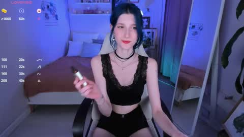 Snapshot of lil_melanie_ chatting on 06.05.26 Melanie Follow me online show from 06.05.26