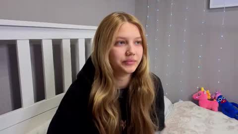 Emma online show from 02.22.26