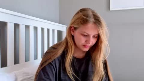 Emma online show from 04.29.26