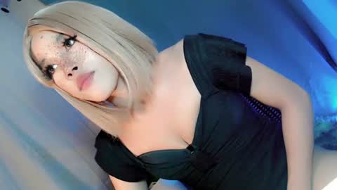 lil_trixxy online show from 06.20.26