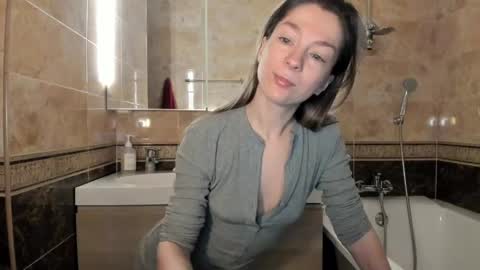 Snapshot of lil_uff chatting on 03.15.26 aka princessmaya online show from 03.15.26