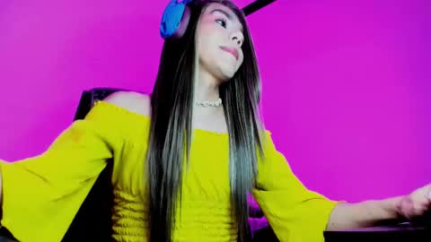 Snapshot of lila_di chatting on 11.04.25 lila_di online show from 11.04.25