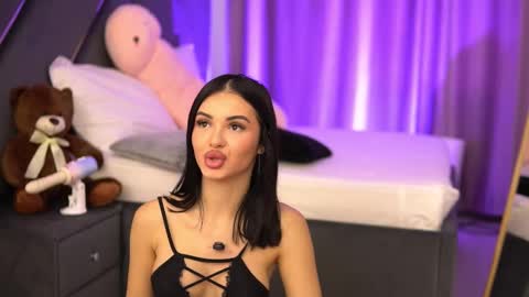 Lila The Hottie online show from 02.25.26