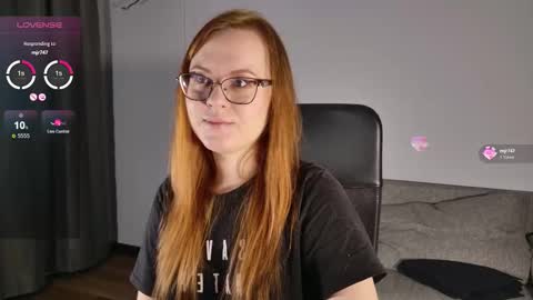 Snapshot of lila_pitt chatting on 02.17.26 lila_pitt online show from 02.17.26