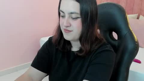 Snapshot of lila_sky_ chatting on 05.20.26 Lila online show from 05.20.26