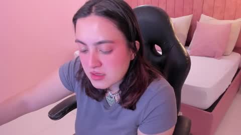 Snapshot of lila_sky_ chatting on 05.28.26 Lila online show from 05.28.26
