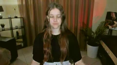 Snapshot of lilasparkling chatting on 06.24.26 LilaSparkling online show from 06.24.26
