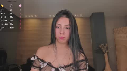 Lila West online show from 02.10.25