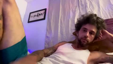 Snapshot of lildudeandme chatting on 10.29.25 lildudeandme online show from 10.29.25