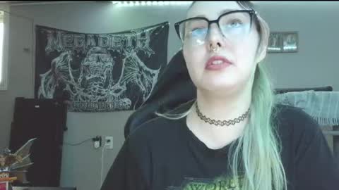 Snapshot of lilemmy1999 chatting on 04.15.26 emily ryanson online show from 04.15.26