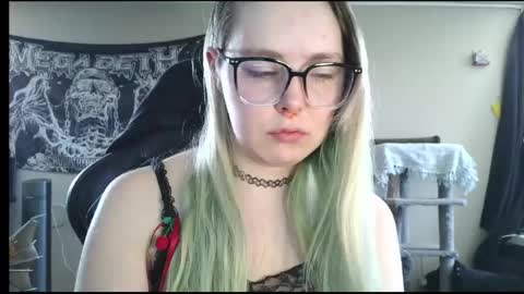 Snapshot of lilemmy1999 chatting on 05.04.26 emily ryanson online show from 05.04.26