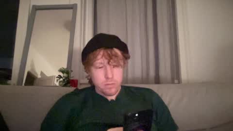 Snapshot of lilginge1 chatting on 02.02.25 lilginge1 online show from 02.02.25