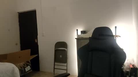 Snapshot of lilhotnando chatting on 02.20.26 Fernando online show from 02.20.26