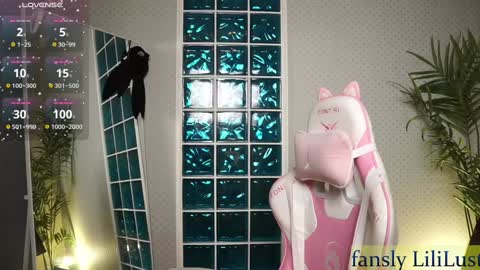 Lili online show from 02.01.25