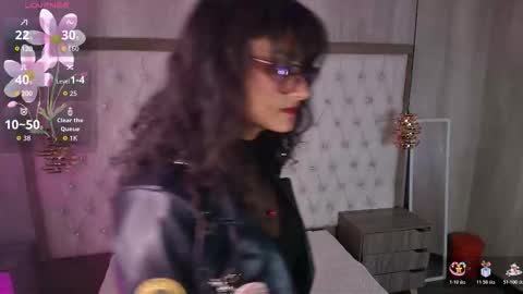 Snapshot of lili_clan chatting on 10.24.25 lili_clan online show from 10.24.25