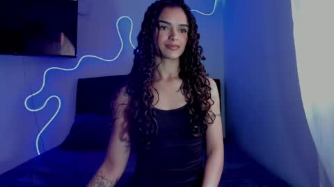 lili_evanss online show from 05.05.26