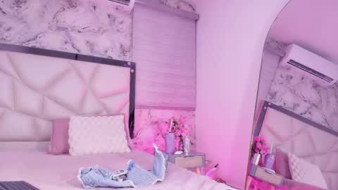 Lily online show from 05.10.26