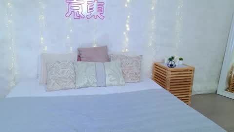 lili_lohan online show from 05.15.26