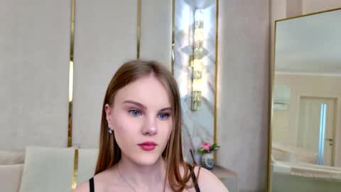 lili_lohan online show from 05.25.26