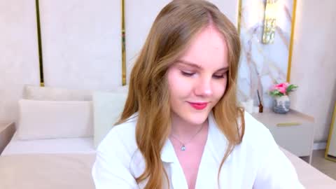 lili_lohan online show from 06.02.26