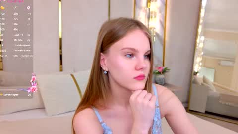 lili_lohan online show from 06.14.26
