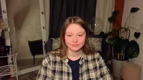 Snapshot of lilian_stars chatting on 02.19.26 Lilian online show from 02.19.26