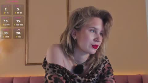 Snapshot of lilianadaniels chatting on 07.23.26 Lilian online show from 07.23.26