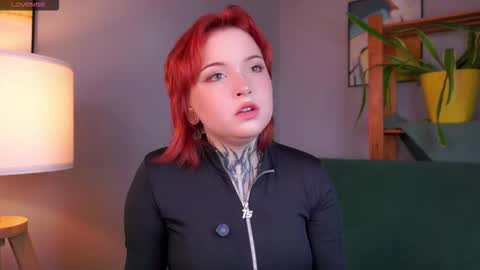 Snapshot of lilianadao chatting on 10.01.25 Anika online show from 10.01.25