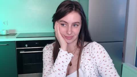 Lilu online show from 04.21.26