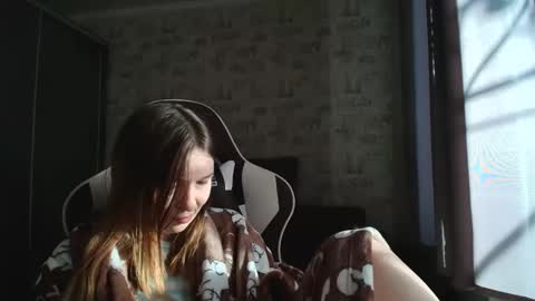 liliawoolf online show from 03.11.26