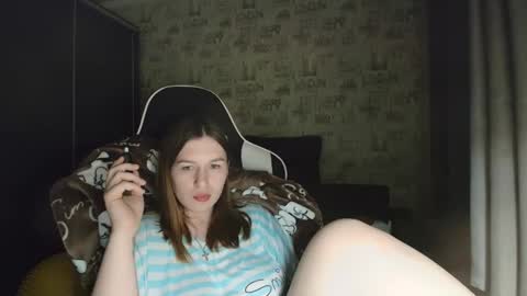 liliawoolf online show from 03.22.26