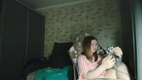 Snapshot of liliawoolf chatting on 06.15.26 liliawoolf online show from 06.15.26