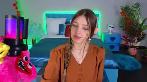 Lili Bakery online show from 11.01.25