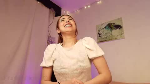 Snapshot of lilicum301 chatting on 03.18.26 your love online show from 03.18.26