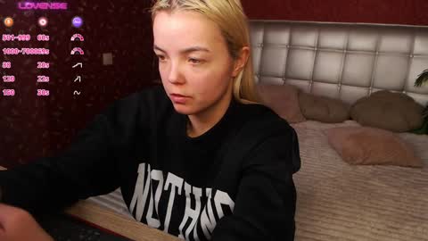 Snapshot of lilieanori chatting on 02.08.25 Lilie online show from 02.08.25