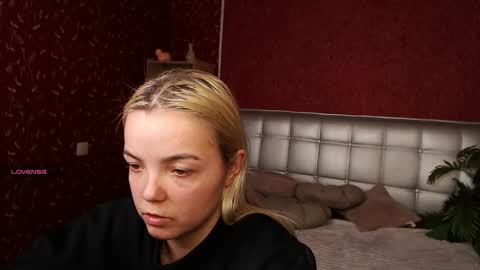 Snapshot of lilieanori chatting on 02.09.25 Lilie online show from 02.09.25