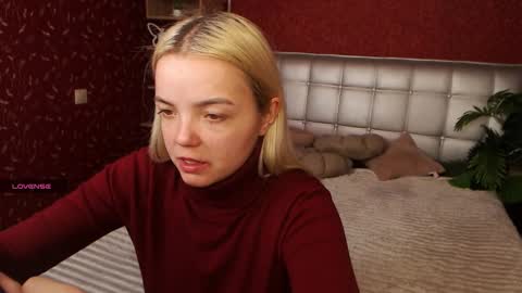 Snapshot of lilieanori chatting on 02.11.25 Lilie online show from 02.11.25