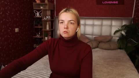 Snapshot of lilieanori chatting on 02.12.25 Lilie online show from 02.12.25