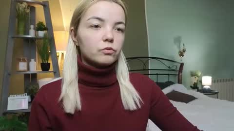 Snapshot of lilieanori chatting on 02.15.25 Lilie online show from 02.15.25