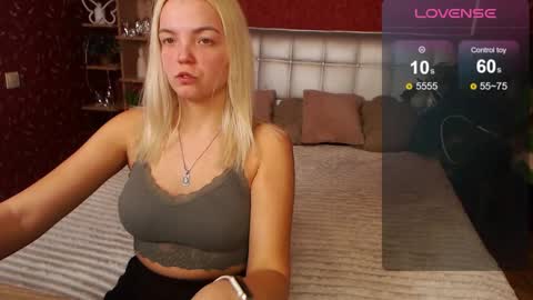 Snapshot of lilieanori chatting on 03.04.25 Lilie online show from 03.04.25