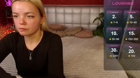 Snapshot of lilieanori chatting on 03.06.25 Lilie online show from 03.06.25